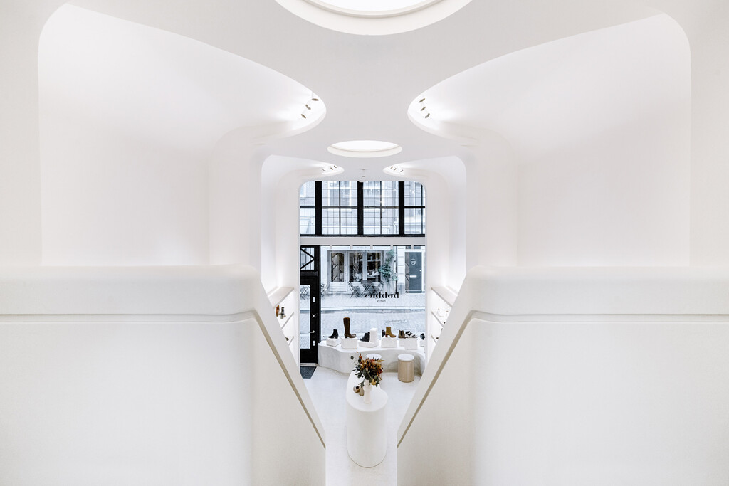 Amsterdam — JULES MESNY DESCHAMPS - © intech