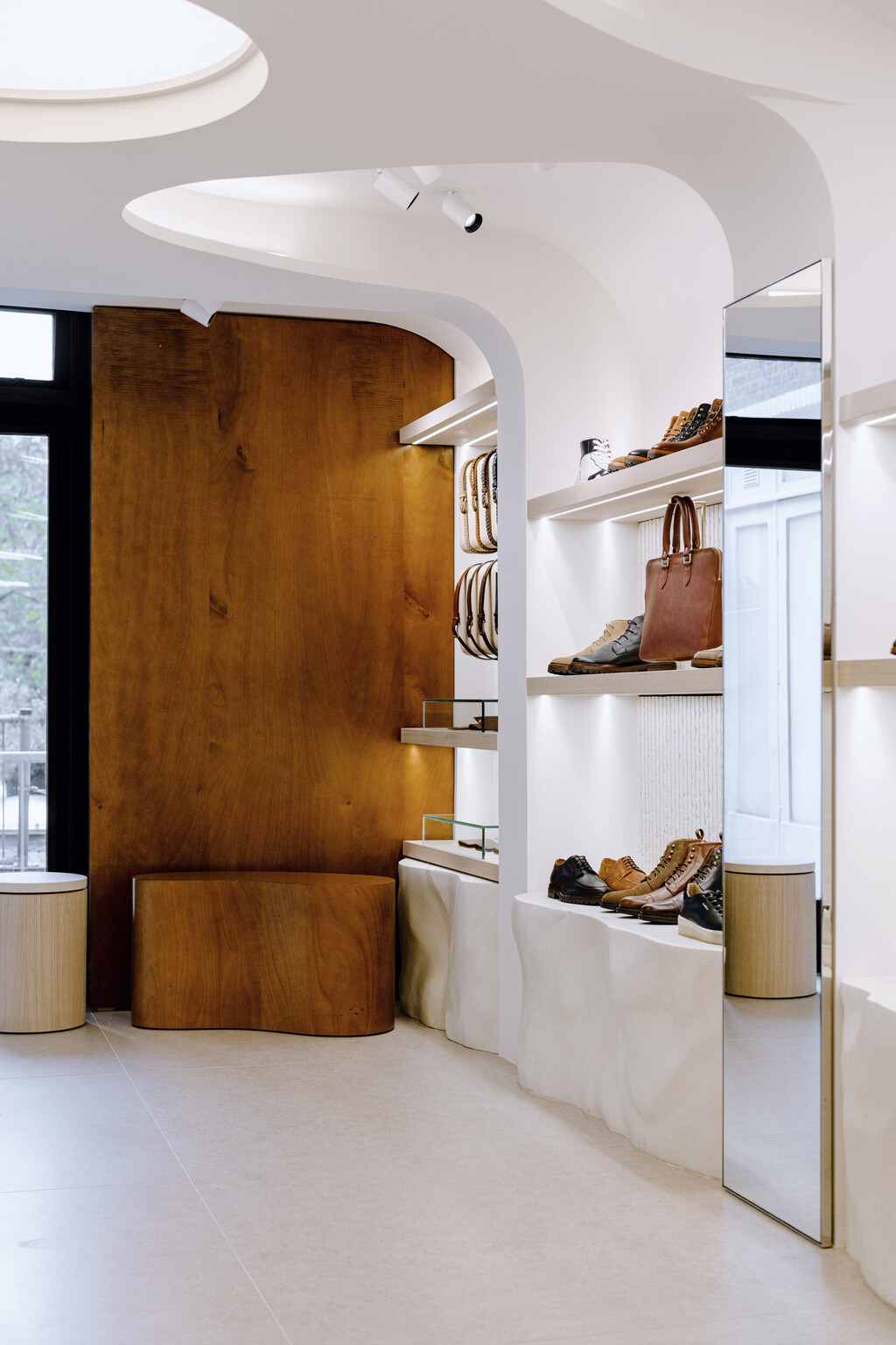 Amsterdam — JULES MESNY DESCHAMPS - © intech