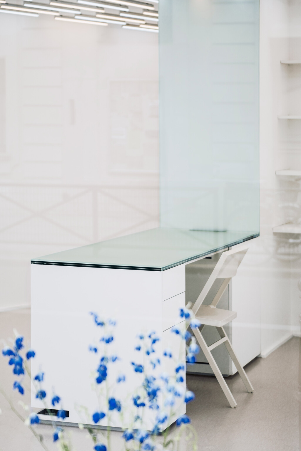 Gallery — RANDOM STUDIO - © intech