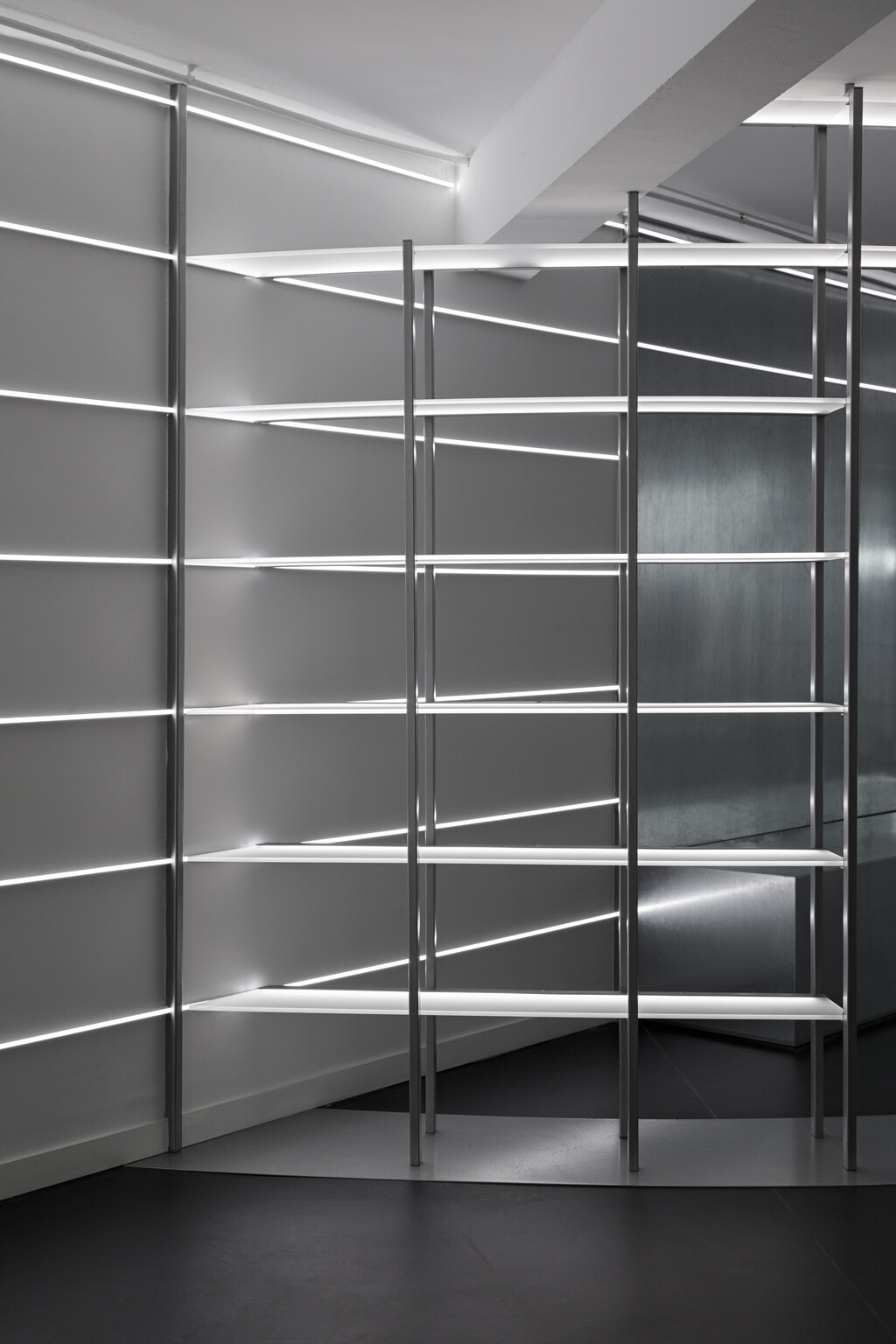 10 Beaurepaire — RANDOM STUDIO - © intech