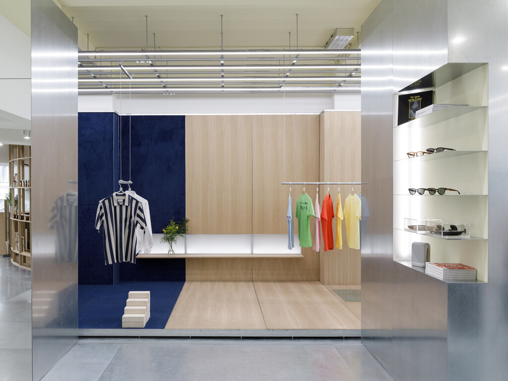 10 Beaurepaire — RANDOM STUDIO - © intech