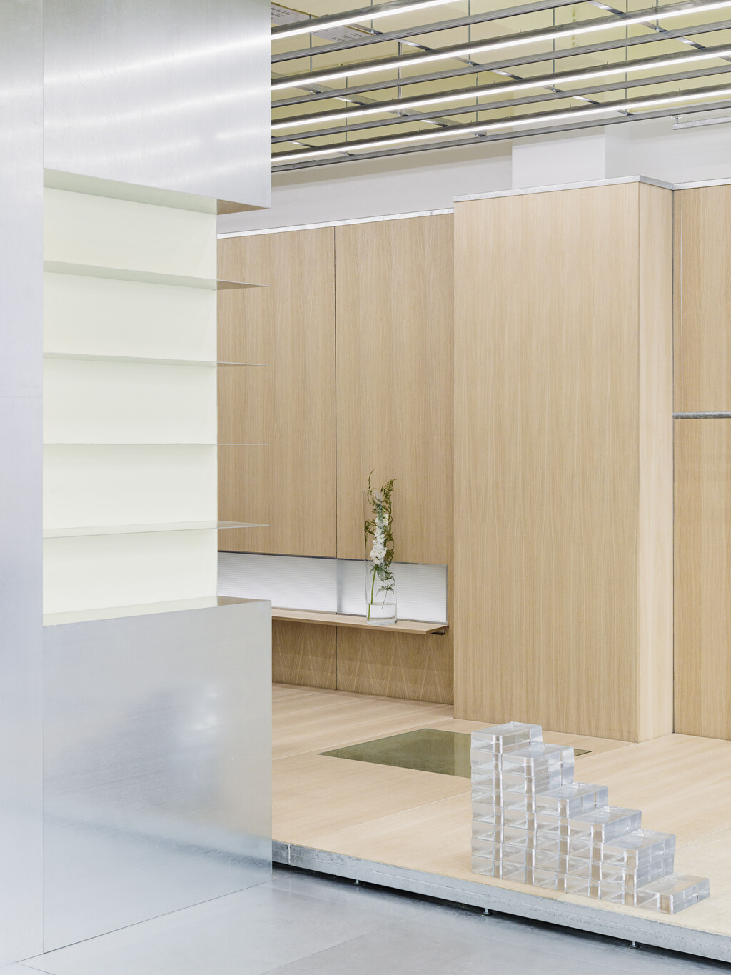 10 Beaurepaire — RANDOM STUDIO - © intech