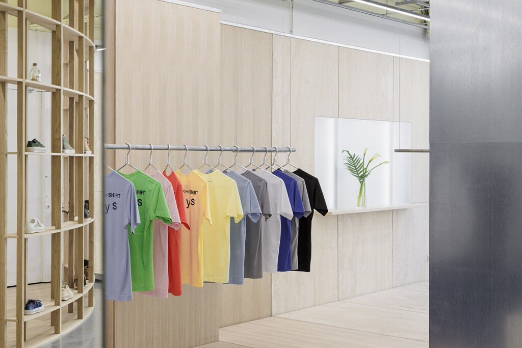 10 Beaurepaire — RANDOM STUDIO - © intech