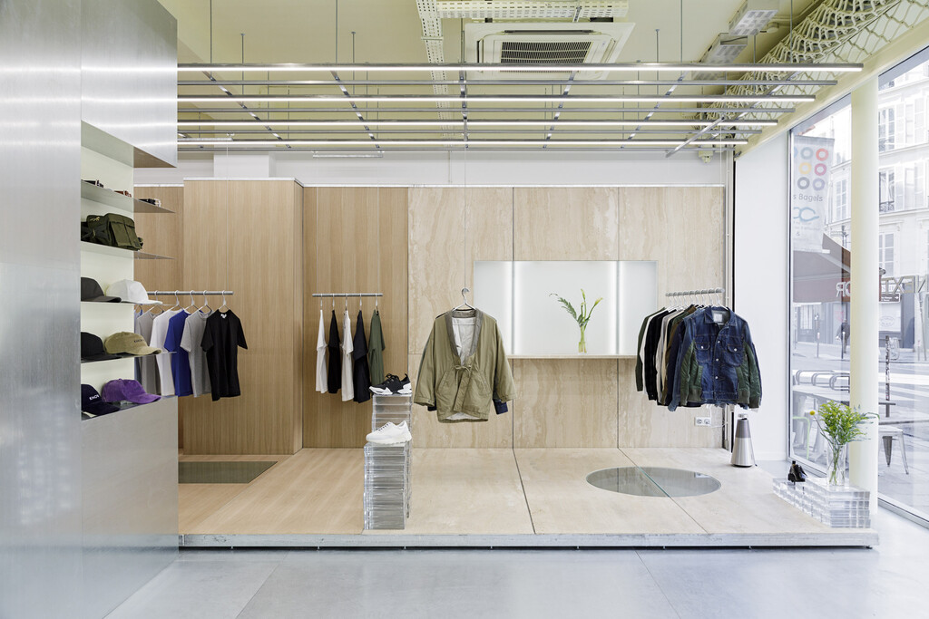 10 Beaurepaire — RANDOM STUDIO - © intech