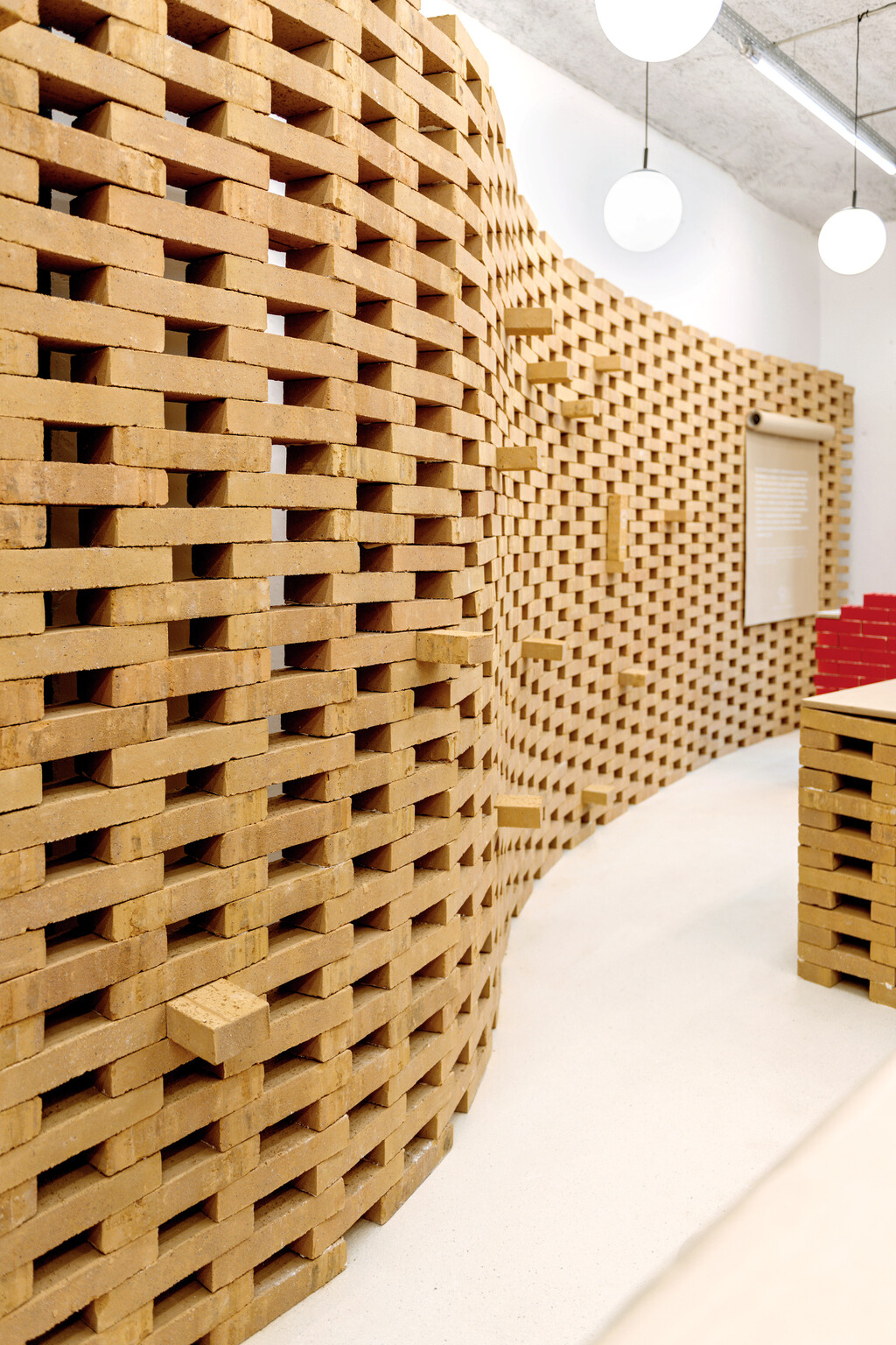 All Birds — JULES MESNY DESCHAMPS - © intech