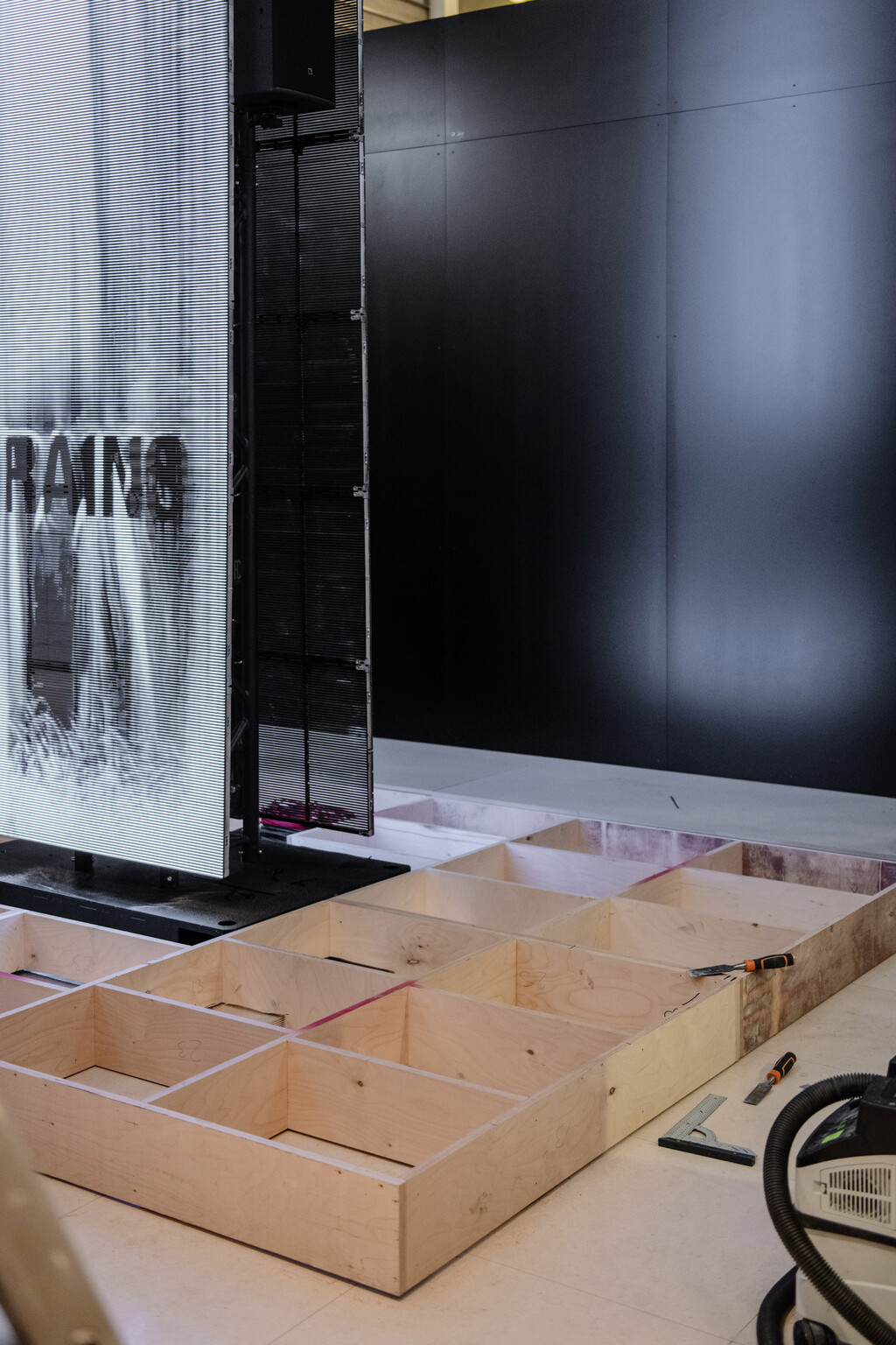 Galeries Lafayette Haussmann — MATIERE NOIRE - © intech